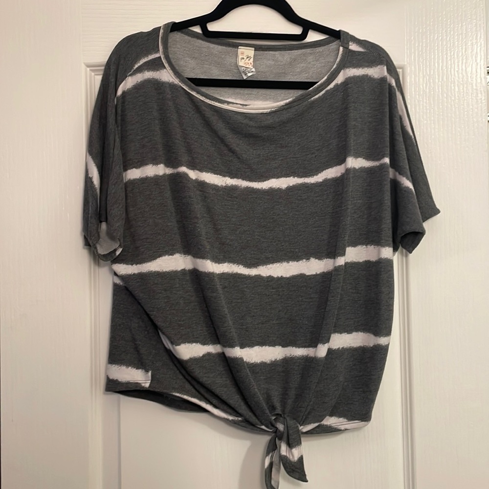 Tie-Dye Tie-front shirt